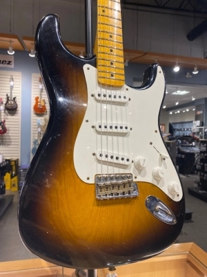 Fender Custom Shop 55 Strat - Jrn Ash Faded 2Tone Sunburst 4