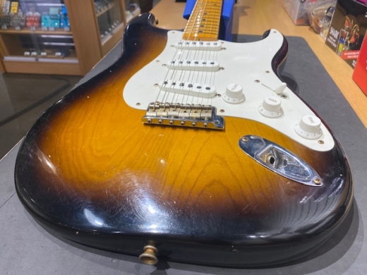 Fender Custom Shop 55 Strat - Jrn Ash Faded 2Tone Sunburst 5