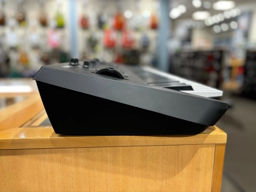 Yamaha - MODX6+ 2