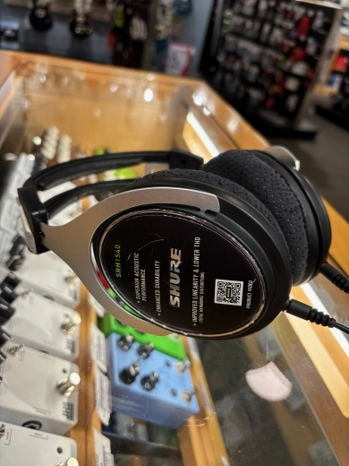 Shure - SRH1540-BK 2