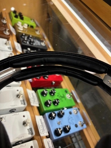 Shure - SRH1540-BK 2