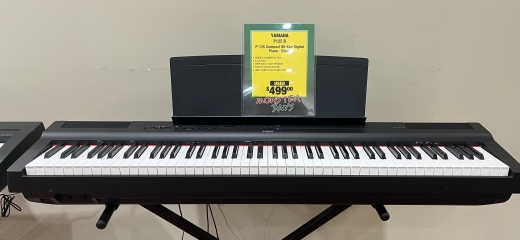 Store Special Product - Yamaha - P125 B