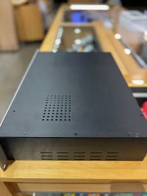 Universal Audio - 4-710D 4