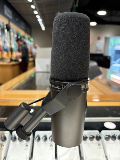 Shure - SM7B 5