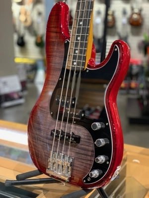 Fender Ultra Pbass 2