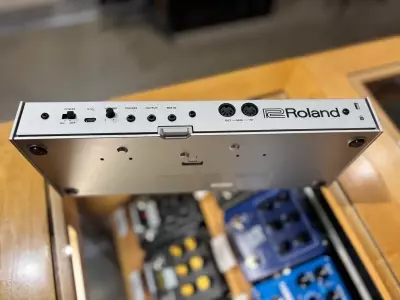 Roland - TR-06 3
