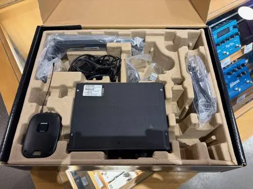 Store Special Product - Shure - SLXD14-G58