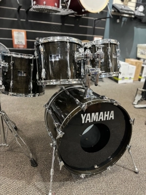Yamaha Drum Kit