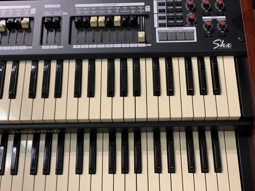 HAMMOND SKX DUAL MANUAL ORGAN 7