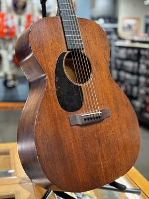 Martin Guitars - 000-15M LEFT 2