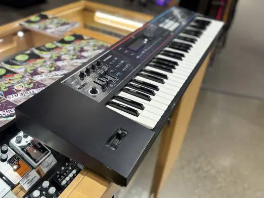 Roland - JUNO-DS 61 2