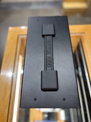 Universal Audio - SOLO 610 7