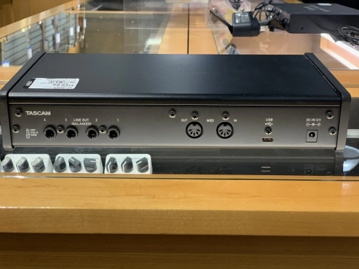 Tascam - US-4X4HR 2