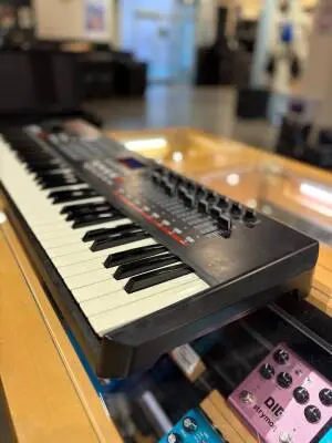 Store Special Product - Akai - MPK261