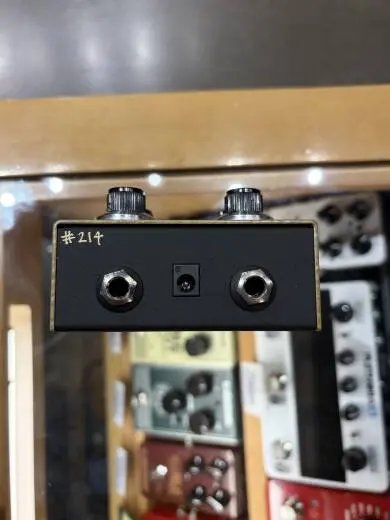 GREAT EASTERN FX FUZZ PEDAL 2
