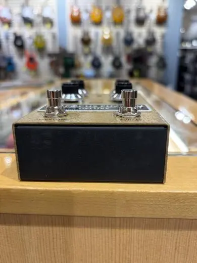 GREAT EASTERN FX FUZZ PEDAL 2