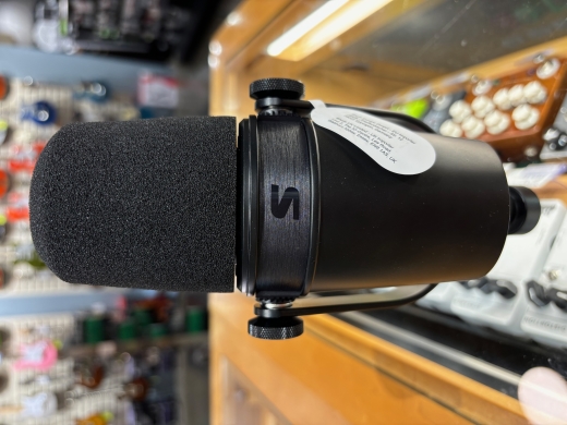 Store Special Product - Shure - MV7X