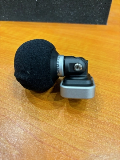 Store Special Product - Shure - MV88/A