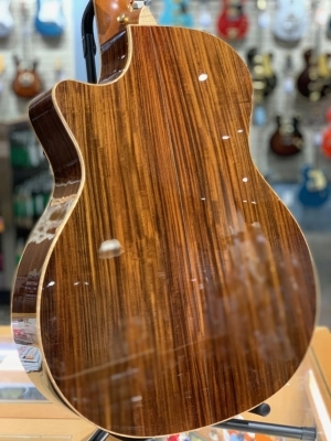 Taylor Guitars - 814CE 5