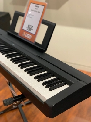 Yamaha - P45 B 3