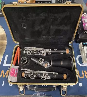 Selmer - CL301 Bb Student Clarinet