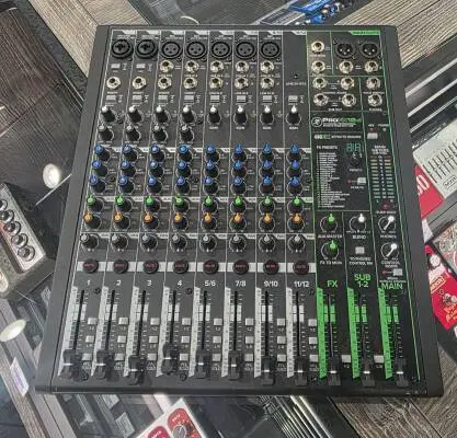 Mackie - PROFX12 V3