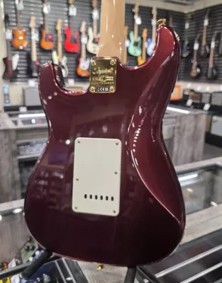 Squier - 037-9410-515 4