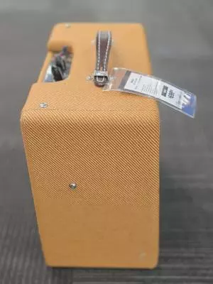 Store Special Product - Fender - 223-1300-000