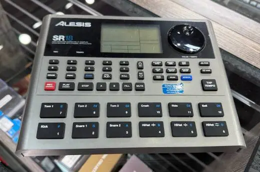Alesis - SR-18