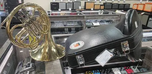 BACH SINGLE FRENCH HORN 2