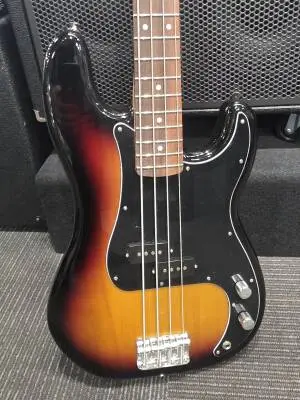 Fender - 026-6641-500 2
