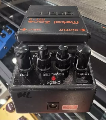 BOSS - MT-2 4