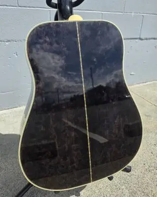 GIBSON DOVE QUILT TRANS EBONY 2