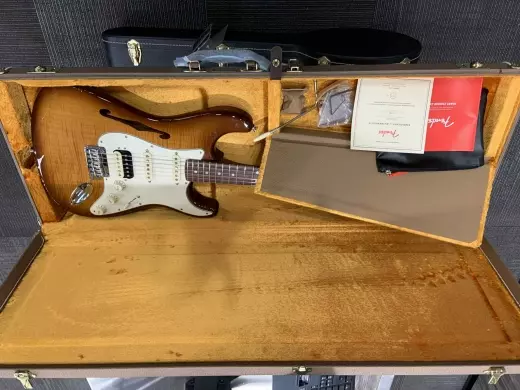 Fender - Rarities FMT Thinline Strat HSS 2