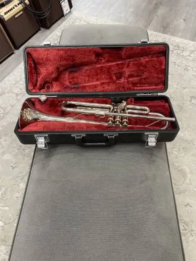 Yamaha YTR1310 Trumpet 2