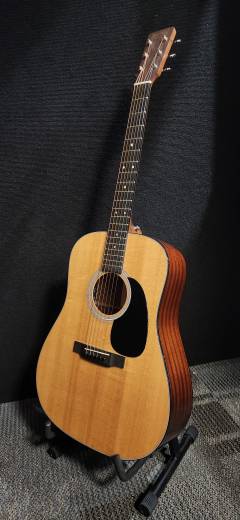 Martin Guitars - D-12E