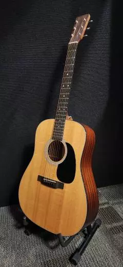 Martin Guitars - D-12E