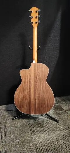 Taylor Guitars - 214CE 2