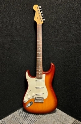 FENDER AM STD STRAT LH RW