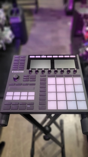 Native Instruments - MASCHINE MK3