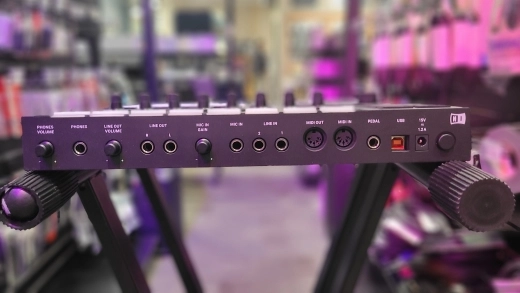 Native Instruments - MASCHINE MK3 2