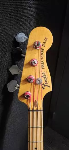 Fender - 014-1032-305 2