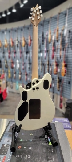EVH WOLFGANG USA SIGN EBFB IVORY W/CS 3