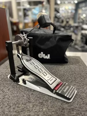 Drum Workshop - 9000 Single Bass Drum Pedal W/ Bag | DWCP9000
