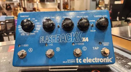TC Electronic - FLASH X4 DELAY