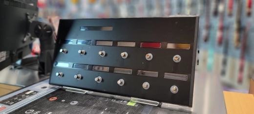 Line 6 - HELIX-CONTROL 2