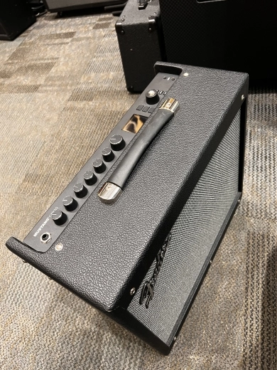 Fender Mustang GTX50 2