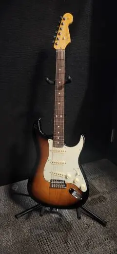 Fender - 011-3900-803