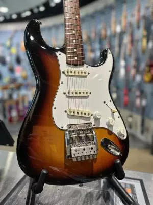 Squier 80's JV Strat