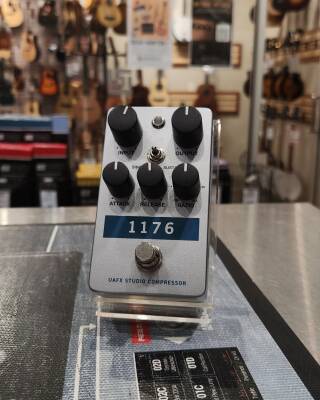Universal Audio UAFX 1176 Studio Compressor Pedal